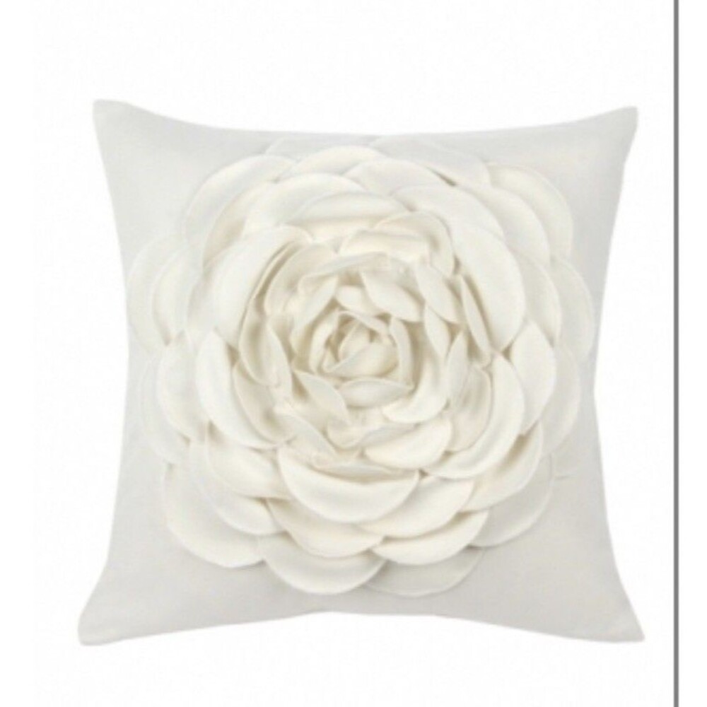 Blissliving Home ‘The Jenna’ Cashmere Blend Feather Filled 18” Decorative Pillow